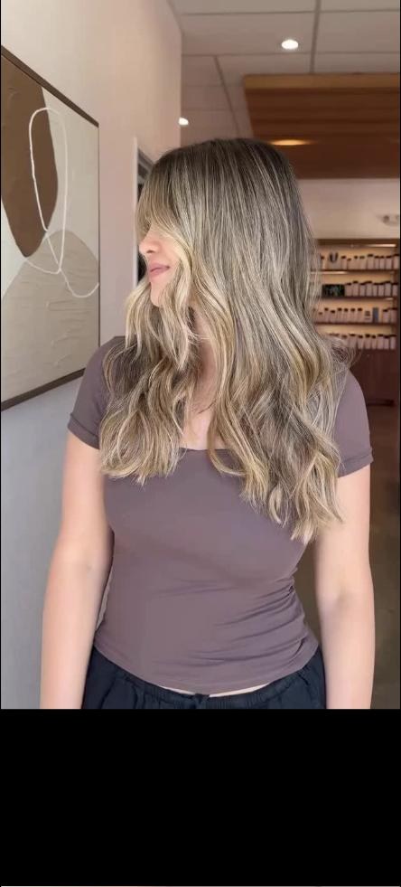 Golden dimensional blonde